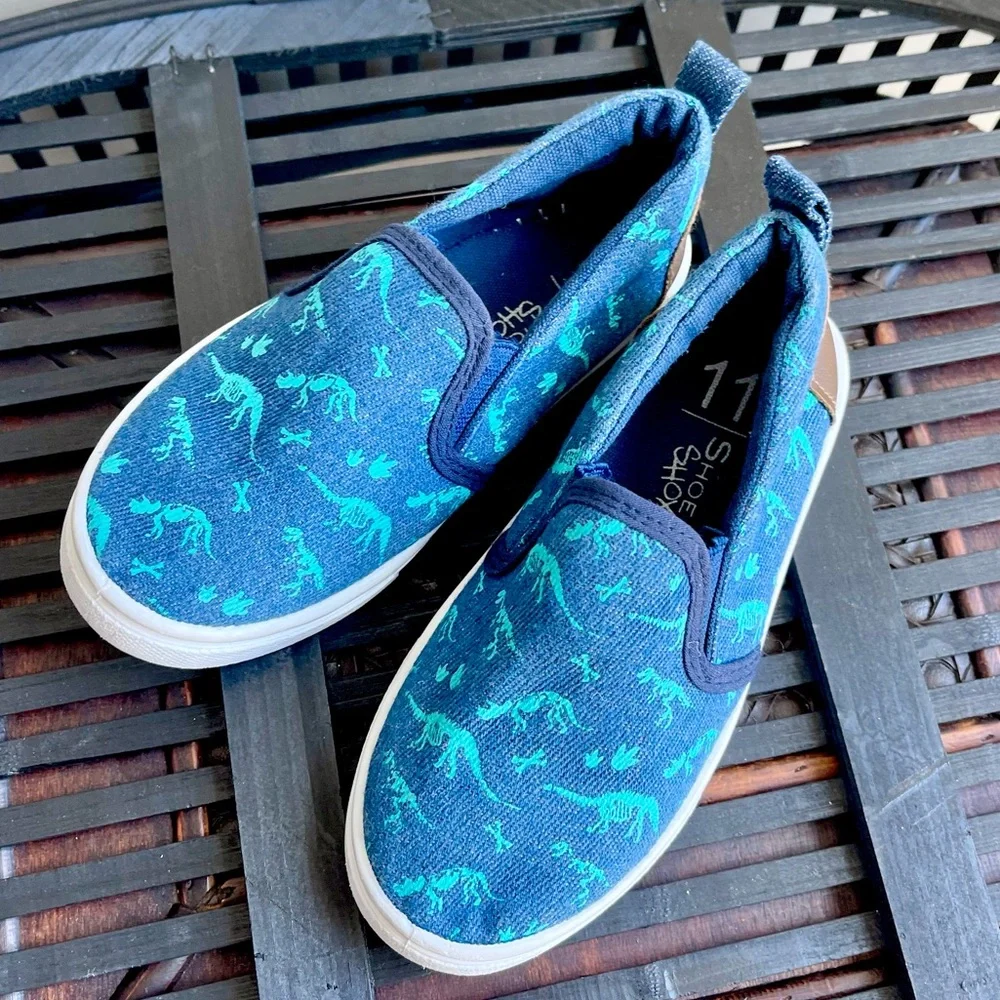 Denim Dinosaur Print Shoe Shox - NWOT - tried on inside only - Picture 10 of 11